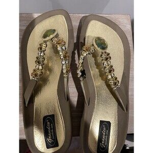Grandco Women's Size 9 Gemstone Jeweled Beaded Gold Flip Flops Thong Sandals